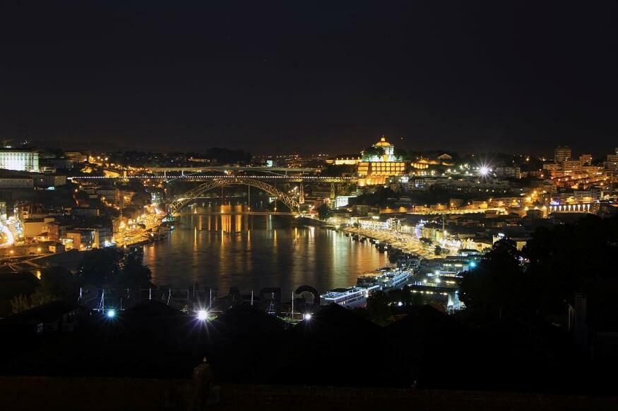 Historical Porto/Gaia Apartment Екстер'єр фото